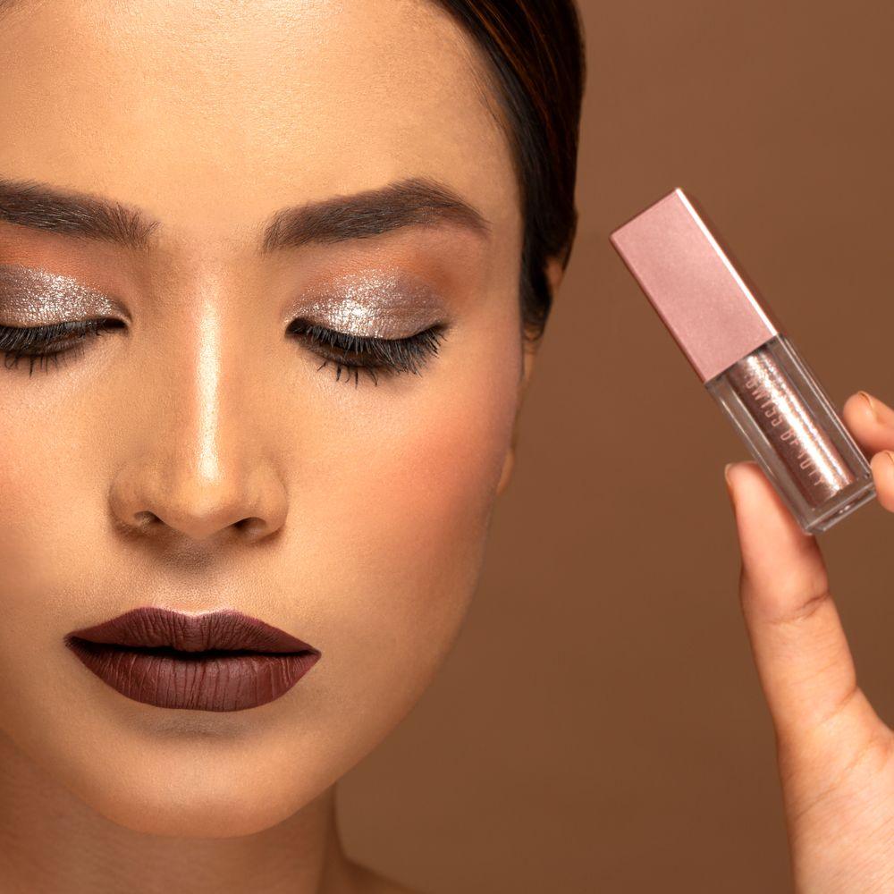 Metallic Eyeshadow - Image 50